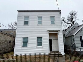 1917 W Madison St in Louisville, KY - Building Photo