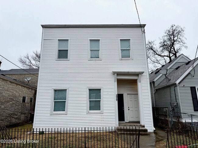 property at 1917 W Madison St