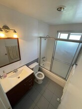 15 25th Ave, Unit 1 in Venice, CA - Building Photo - Building Photo