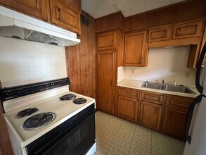 806 Safady Ave, Unit Unit D in Killeen, TX - Foto de edificio - Building Photo