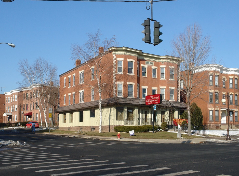 369-371 Franklin Ave in Hartford, CT - Foto de edificio