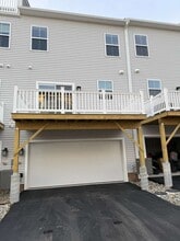 11 Atkins Dr in Bridgeport, PA - Building Photo - Building Photo