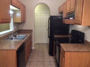 4710 Biesterfield Dr in Charlotte, NC - Building Photo - Building Photo
