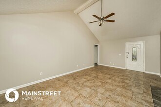 602 Woodcrest Dr in La Vergne, TN - Building Photo - Building Photo