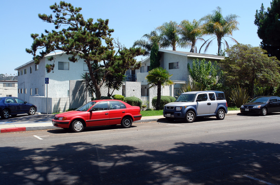 332 Standard St in El Segundo, CA - Foto de edificio