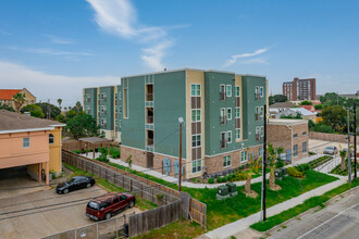 Avanti Legacy At South Bluff in Corpus Christi, TX - Foto de edificio - Building Photo