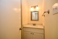 2110 Whiteback Dr photo'