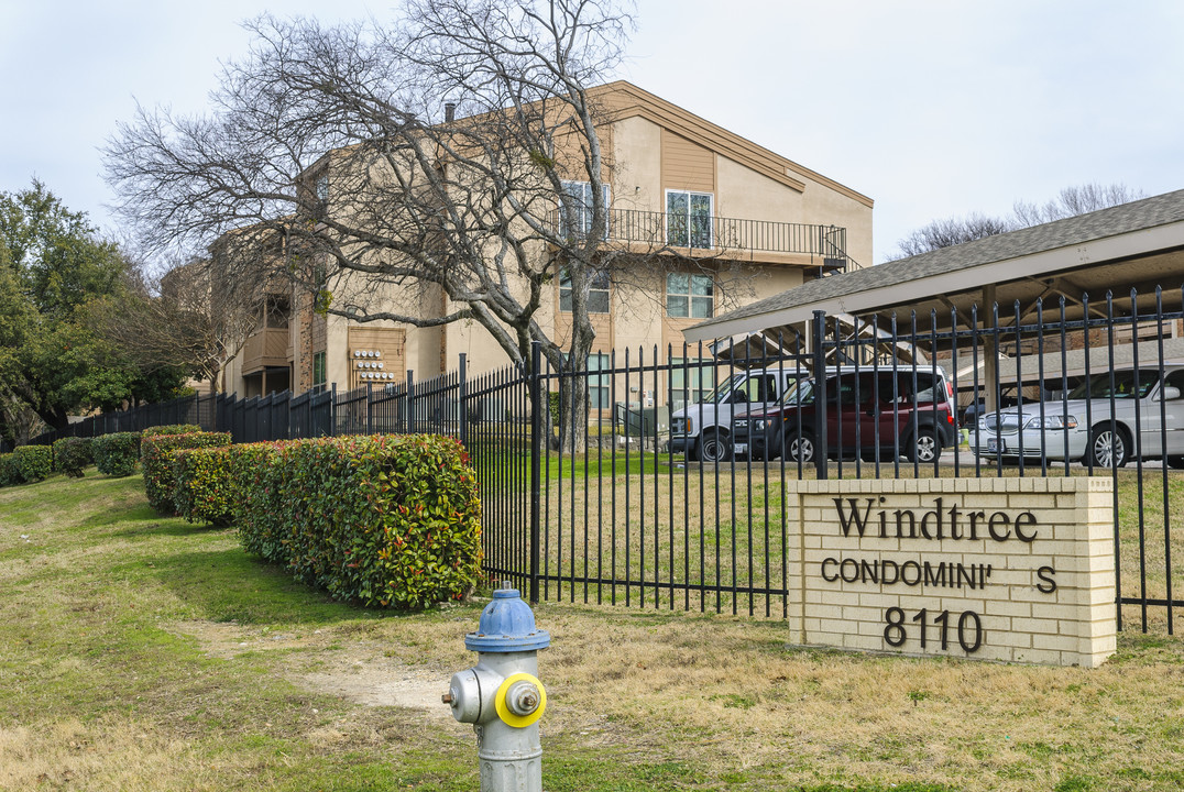 Windtree Condos in Dallas, TX - Building Photo