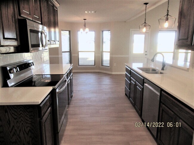 803 Mary Lee Ln in Collinsville, TX - Building Photo - Building Photo
