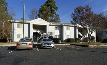 Walnut Woods Apartments in Raleigh, NC - Building Photo - Building Photo