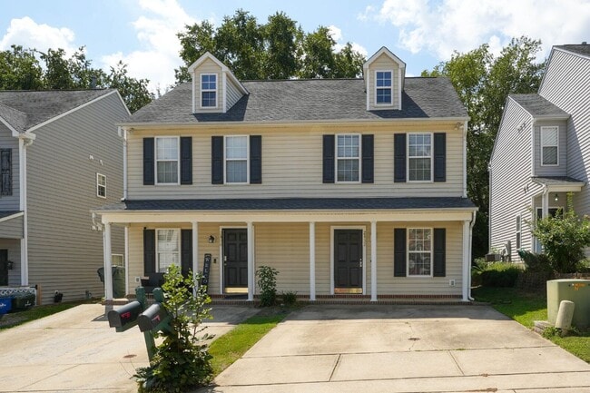 property at 2432 Bay Harbor Dr