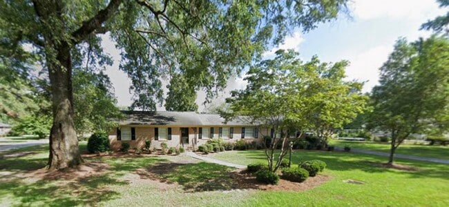 property at 118 E Coleman Ave