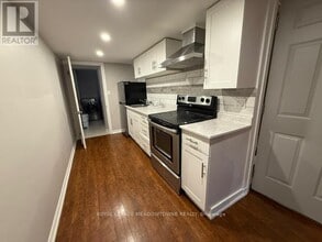 527 Miller Way in Milton, ON - Building Photo - Building Photo