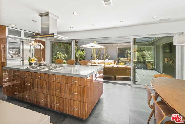 740 Kingman Ave in Santa Monica, CA - Building Photo - Building Photo