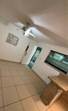 528 Meridian Ave, Unit Star Meridian in Miami Beach, FL - Building Photo - Building Photo