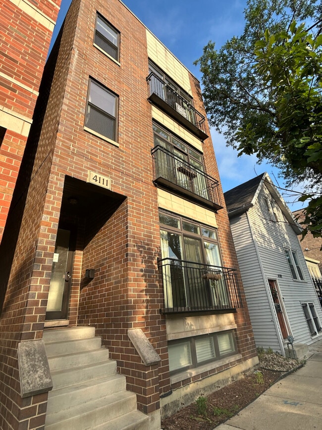 property at 4111 N Western Ave