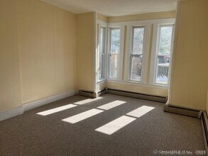 131 Willow St in Winchester, CT - Building Photo - Building Photo