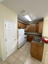 96 2nd Ave in Shalimar, FL - Building Photo - Building Photo