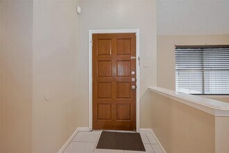 13126 Kingsmill Dr in Sugar Land, TX - Building Photo - Building Photo