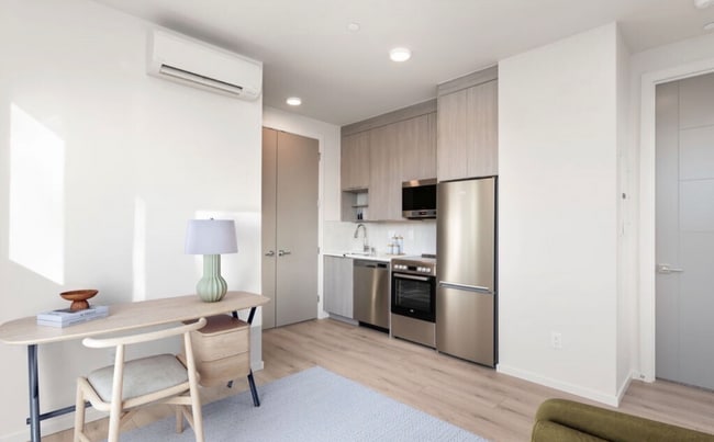 2921A Franklin Ave E, Unit The Eastlake Perch, Unit The Eastlake Perch