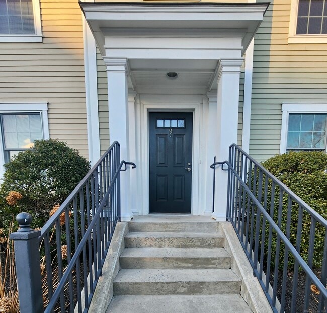 property at 46 Stoneridge Cir