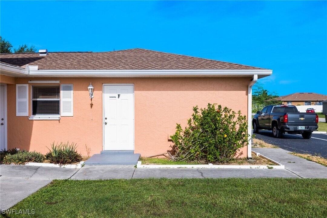 608 SE 6th St in Cape Coral, FL - Building Photo