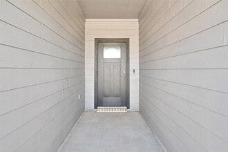 31703 Theodore Bnd Dr, Unit 2nd Floor in Fulshear, TX - Building Photo - Building Photo