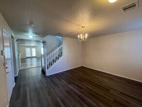 6506 Falcons Height in San Antonio, TX - Foto de edificio - Building Photo