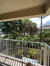 4200 NW 79th Ave, Unit 2B in Doral, FL - Building Photo - Building Photo