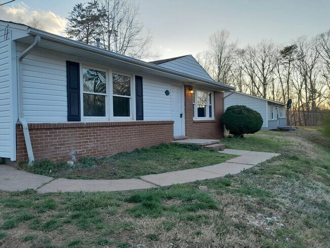 property at 1236 Ellerbe Ct