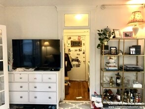 1111 Boylston St, Unit 44 in Boston, MA - Building Photo - Building Photo