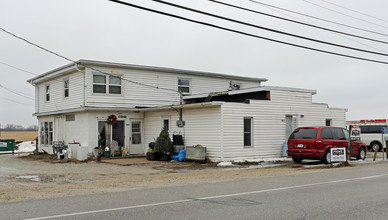 4014 S Beaumont Ave in Kansasville, WI - Building Photo - Primary Photo