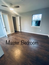 218 3 Rd St in Brazoria, TX - Foto de edificio - Building Photo