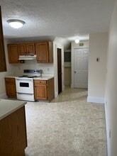 953 Main St, Unit 2 in Malden, MA - Building Photo - Building Photo