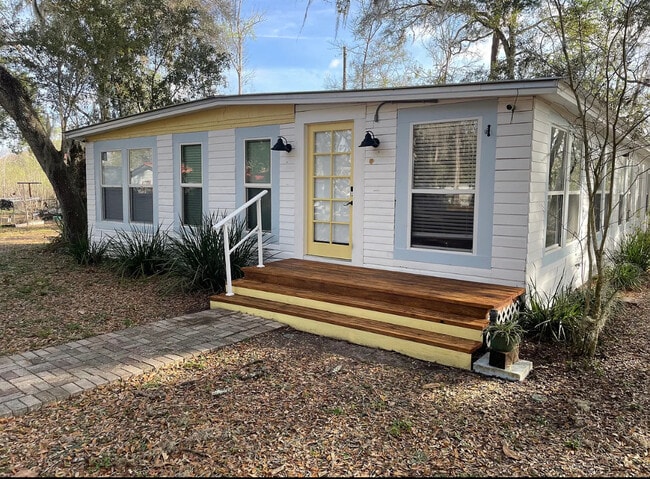 property at 11834 E Crowder Ct