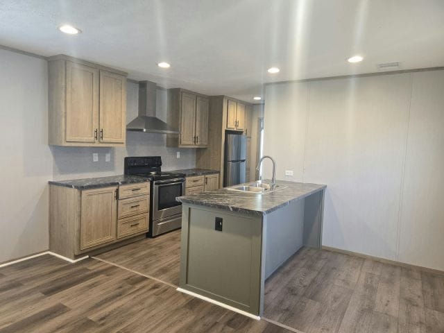 44 Stebbins Dr in Winter Haven, FL - Building Photo - Building Photo