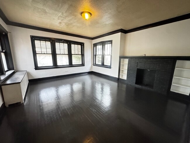 8519 S Paulina St in Chicago, IL - Building Photo - Building Photo