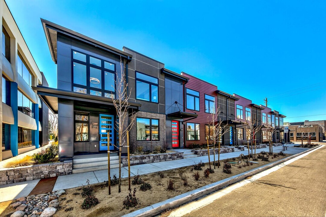 High Street Townhomes in Reno, NV - Building Photo