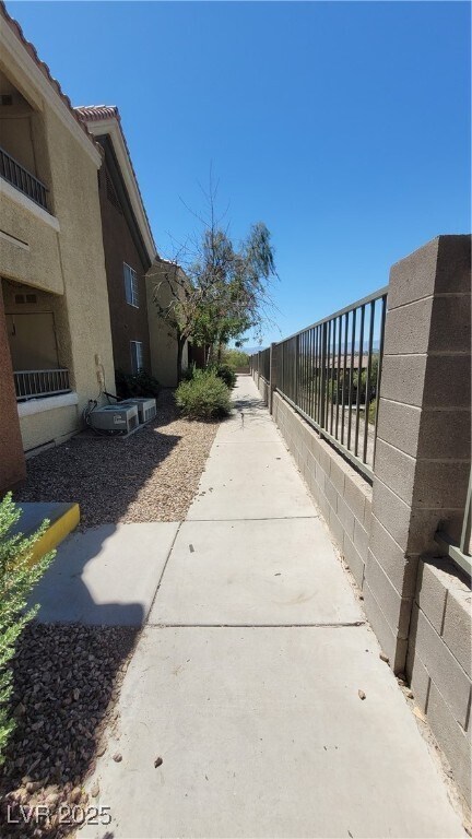 2120 Ramrod Ave in Henderson, NV - Building Photo - Building Photo