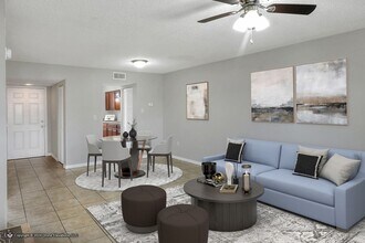 2113 Cabernet Ct in Eagle Lake, FL - Building Photo - Building Photo