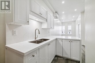 68 Peel St in Norfolk, ON - Building Photo - Building Photo