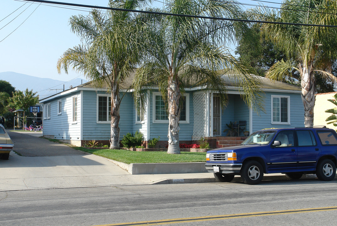 1165-1167 Richmond Rd in Santa Paula, CA - Building Photo