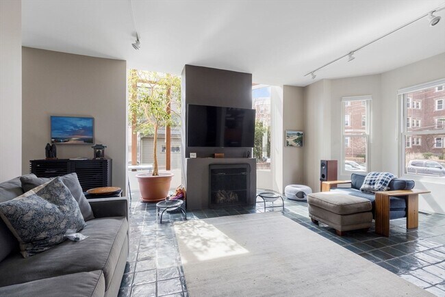 176 Hancock St in Cambridge, MA - Building Photo - Building Photo