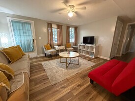 2300 N Patterson St, Unit SI ID1628686P in Valdosta, GA - Building Photo