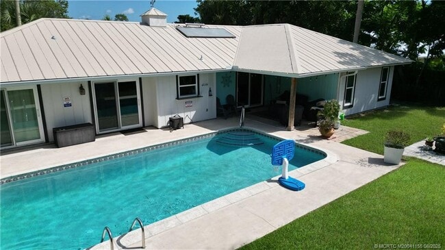 property at 323 SW Ridge Ln