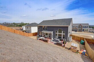170 Greenbrier Way in Canton, GA - Building Photo - Building Photo