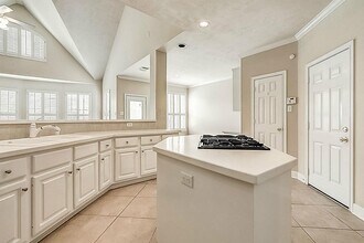 5715 Sapphire Vista Ln in Houston, TX - Building Photo - Building Photo