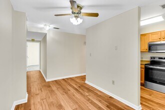 228 Canal Park Dr in Salisbury, MD - Building Photo - Building Photo