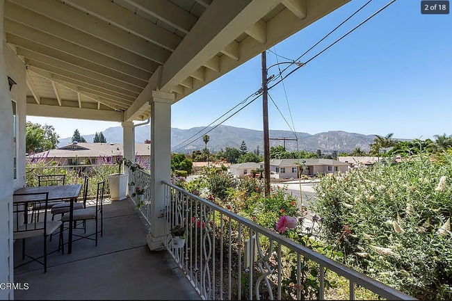 951 La Vuelta Pl in Santa Paula, CA - Building Photo - Building Photo