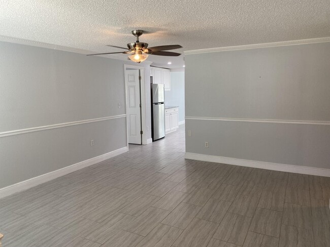 11950 107th Ave N in Largo, FL - Building Photo - Building Photo